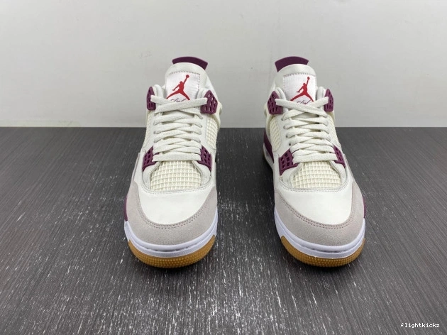 x Sapphire SB Jordan 4 DR5415-102 Red 0707